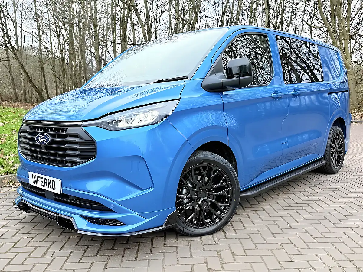 Used 2025 Ford Transit Custom Limited Blue - Interior and Exterior details 8