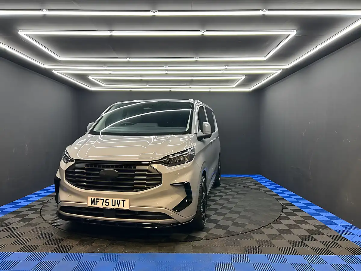 Used 2025 Ford Transit Custom Limited Grey - Interior and Exterior details 10