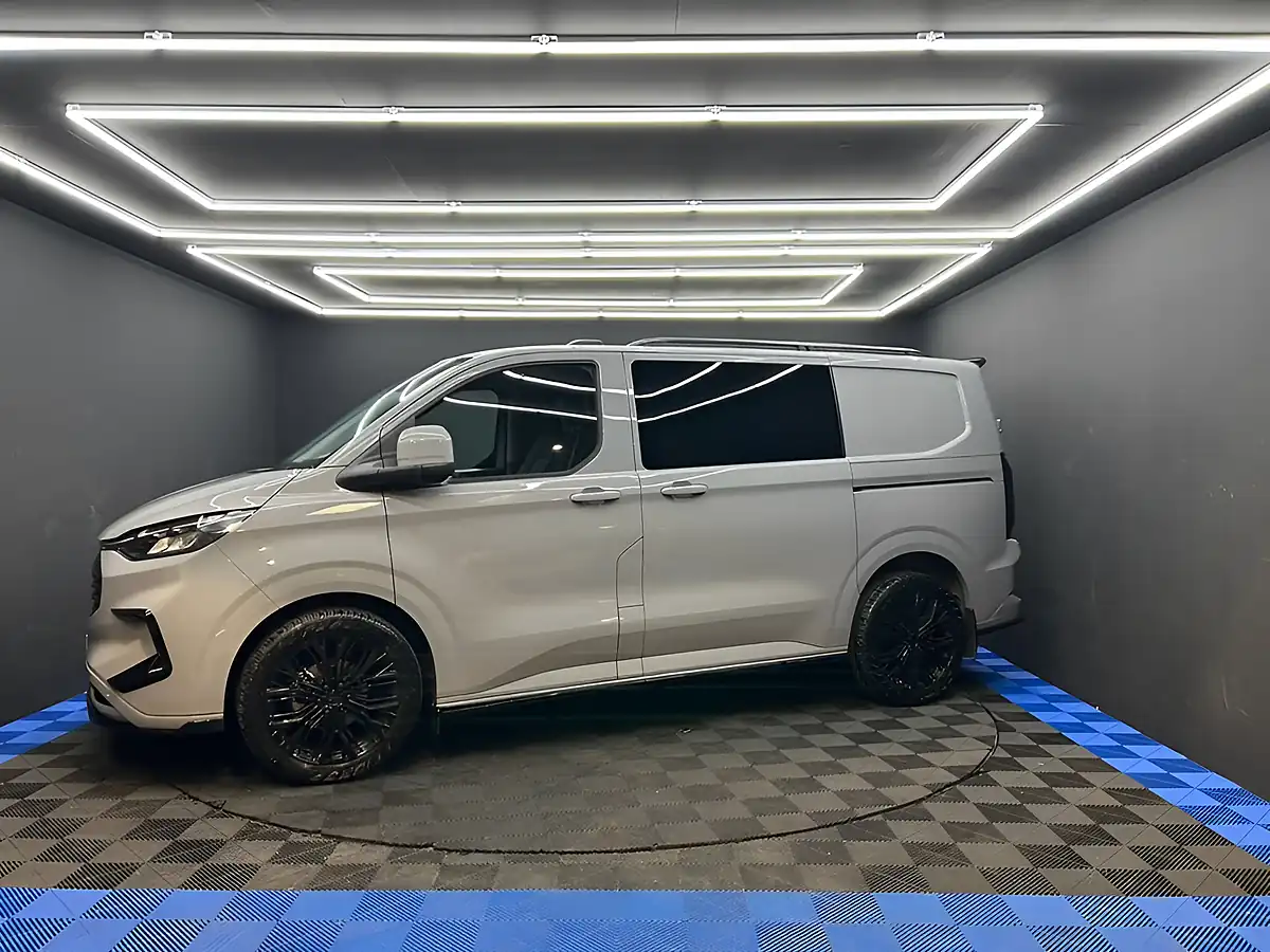 Used 2025 Ford Transit Custom Limited Grey - Interior and Exterior details 11