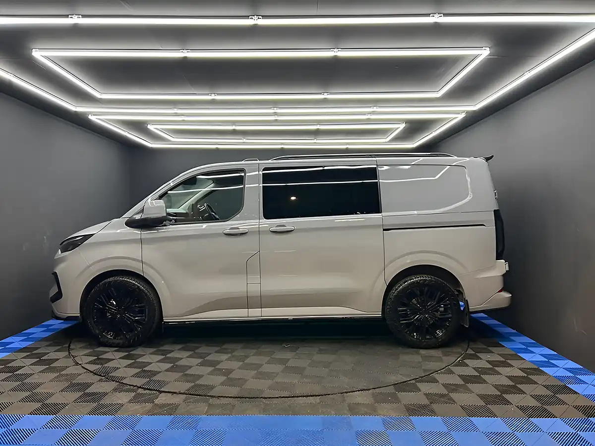 Used 2025 Ford Transit Custom Limited Grey - Interior and Exterior details 12