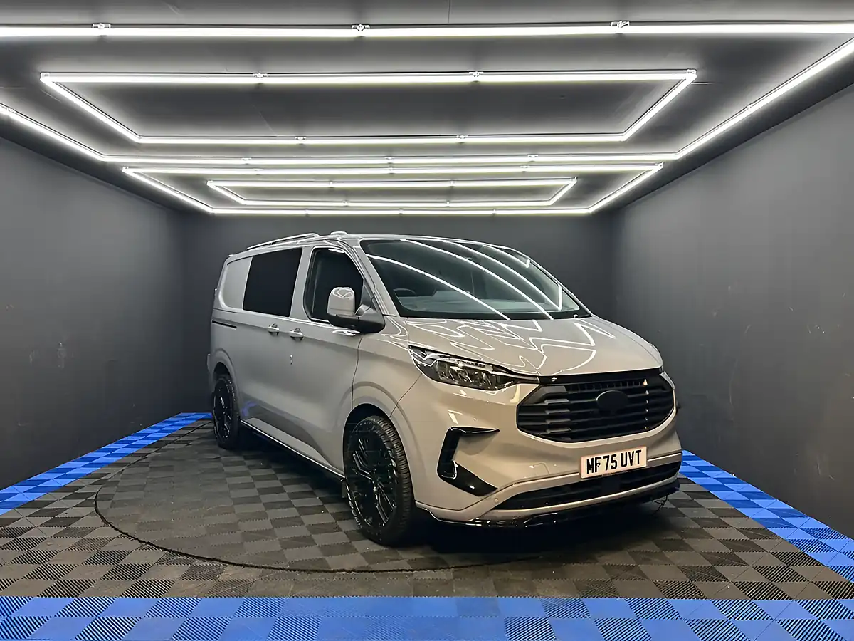 Used 2025 Ford Transit Custom Limited Grey - Interior and Exterior details 3