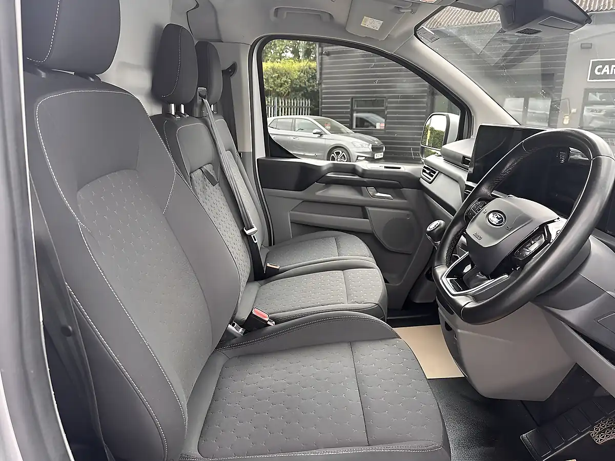 Used 2025 Ford Transit Custom Limited L2H1 Moondust Silver - Interior and Exterior details 5