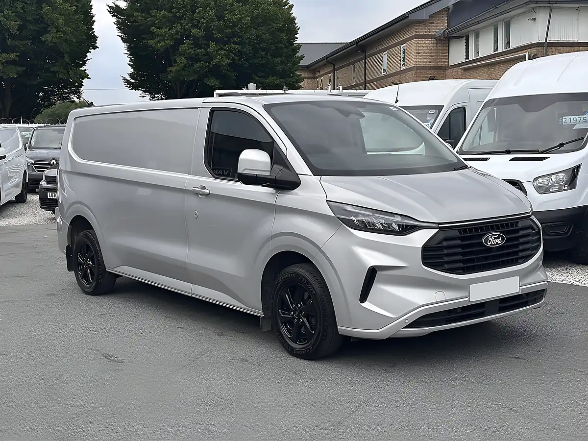 Used 2025 Ford Transit Custom Limited L2H1 Moondust Silver - Interior and Exterior details 6