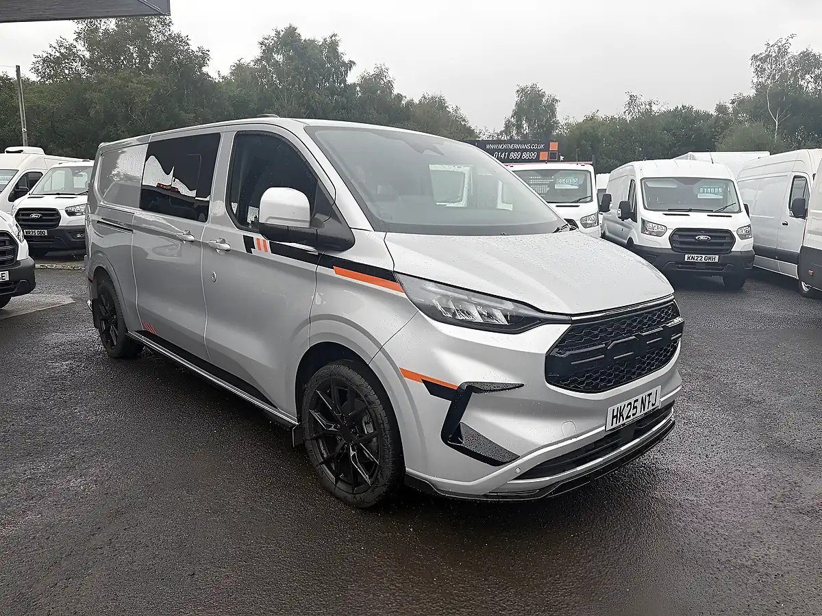 Used 2025 Ford Transit Custom Limited Moondust Silver - Interior and Exterior details 5