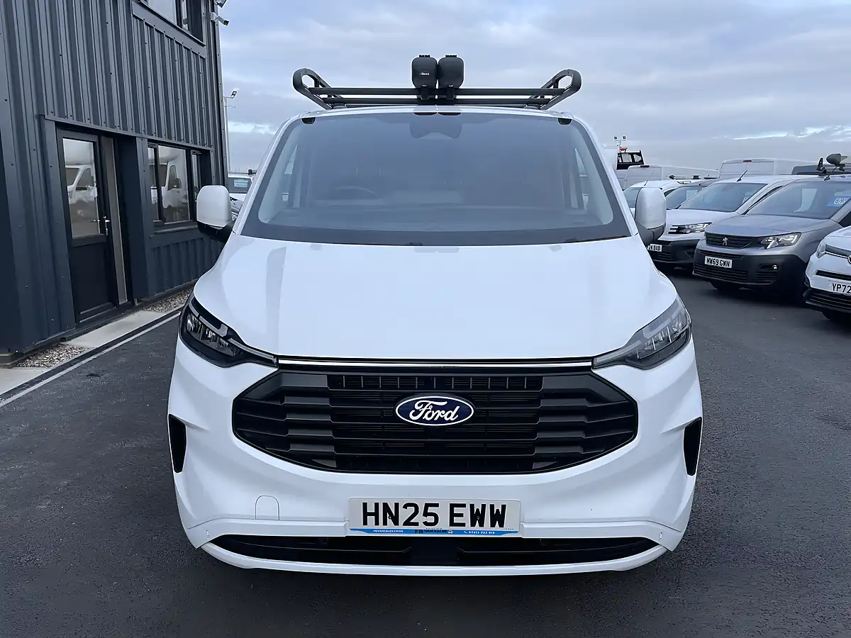 Used 2025 Ford Transit Custom Limited Swb White - Interior and Exterior details 3