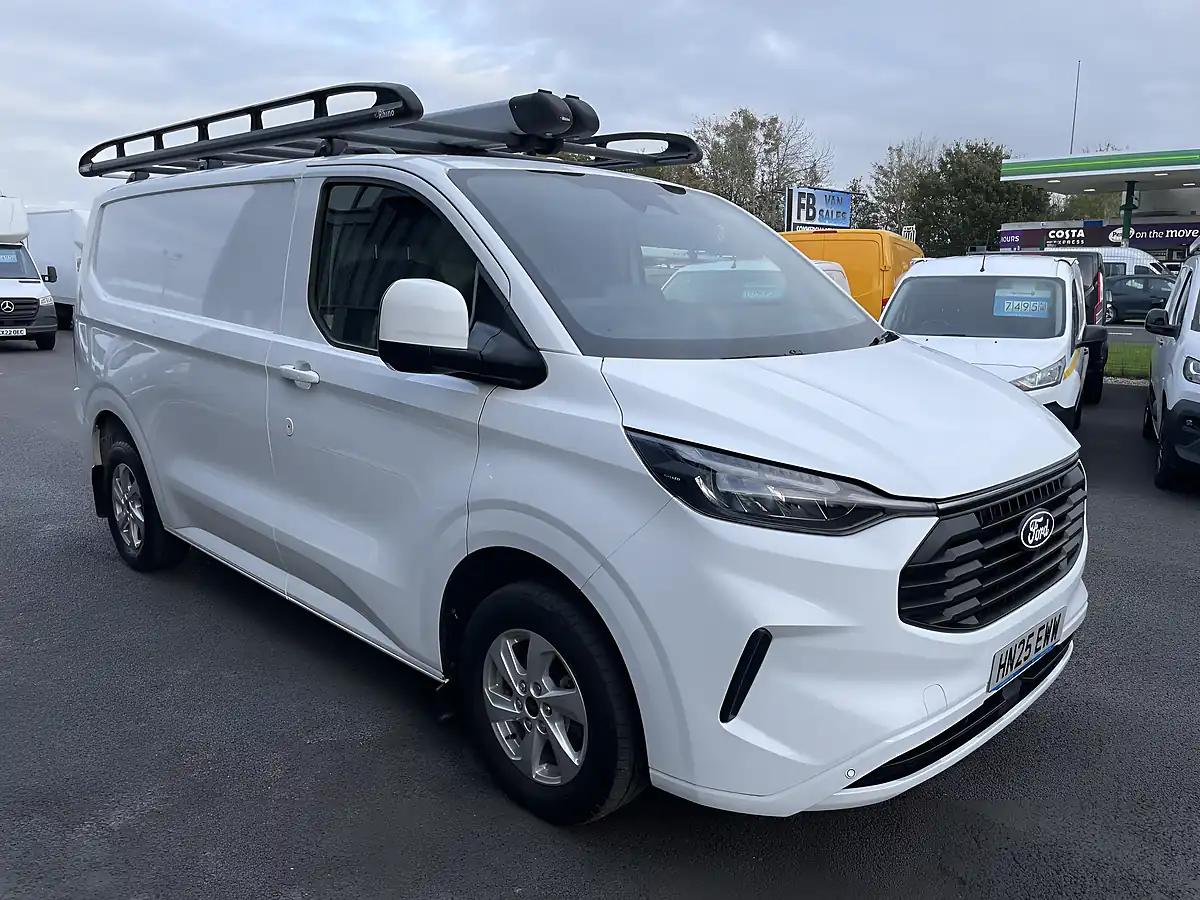 Used 2025 Ford Transit Custom Limited Swb White - Interior and Exterior details 4