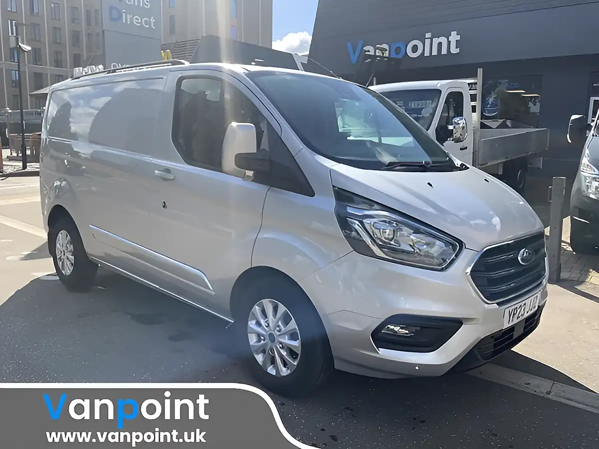 Used 2025 Ford Transit Custom Limited Tourneo 9 Seater - Interior and Exterior details 12