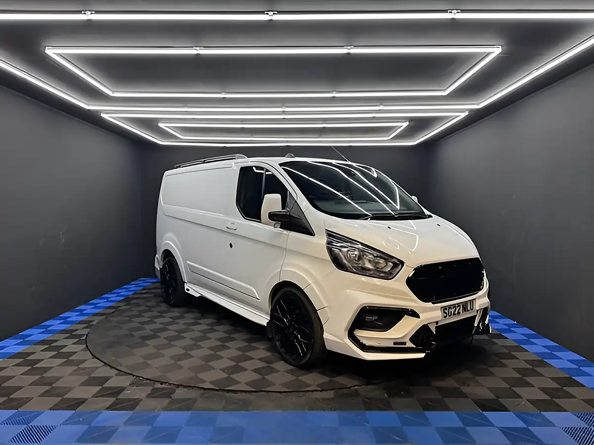 Used 2025 Ford Transit Custom Ms-Rt Crew Van Double Cab Grey - Interior and Exterior details 6