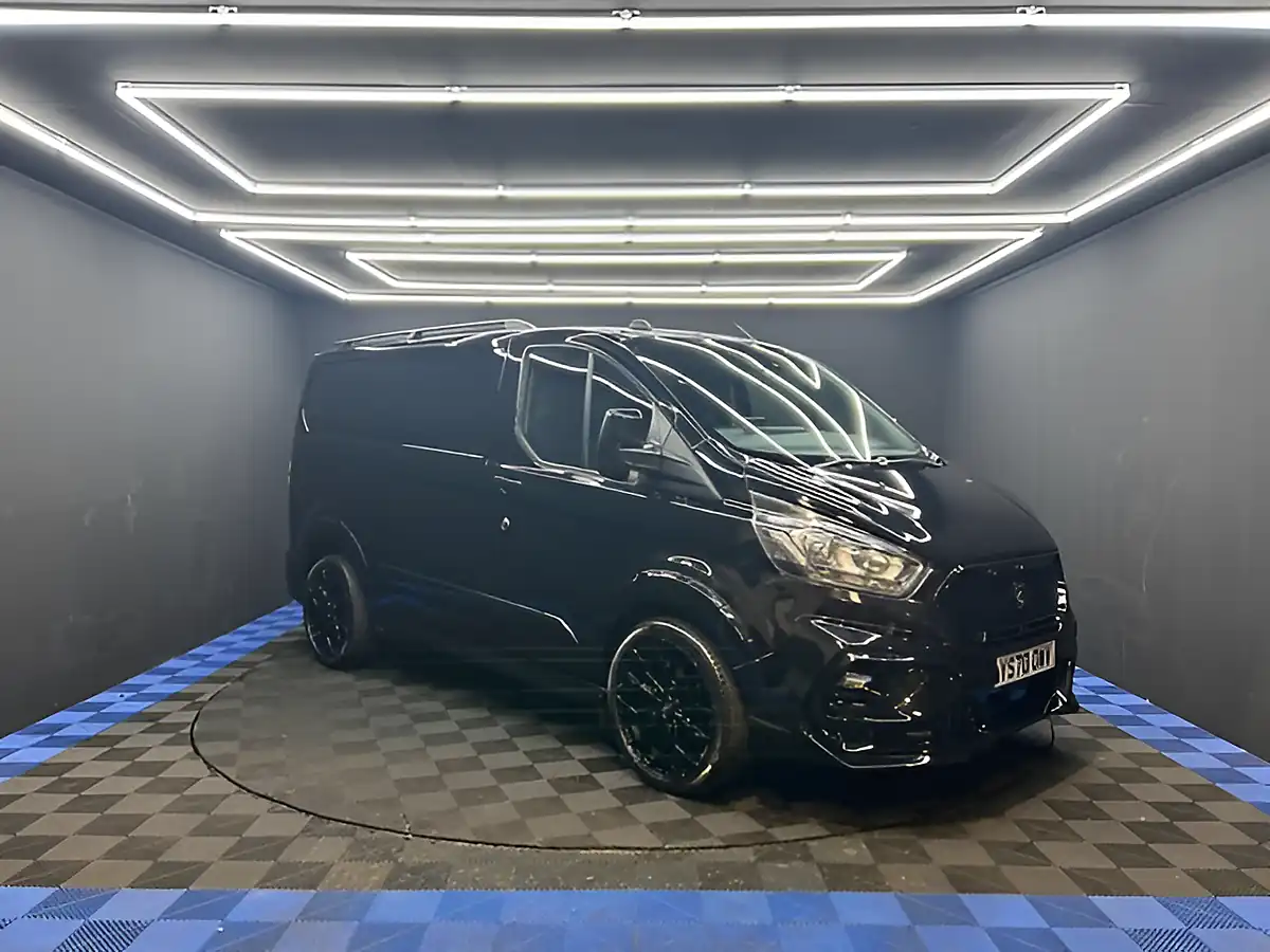 Used 2025 Ford Transit Custom Ms-Rt Crew Van Double Cab Grey - Interior and Exterior details 7