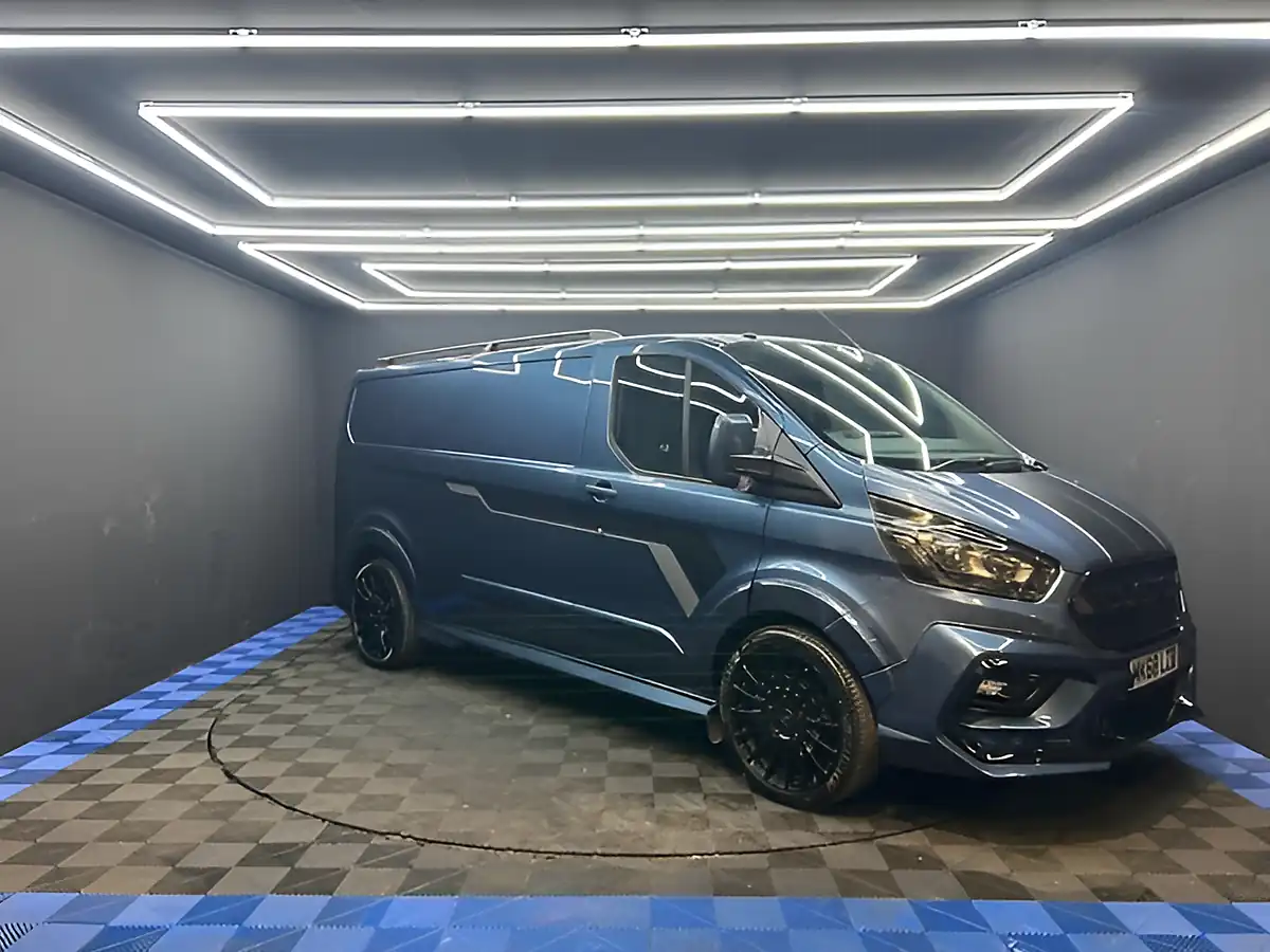 Used 2025 Ford Transit Custom Ms-Rt Crew Van Double Cab Grey - Interior and Exterior details 8
