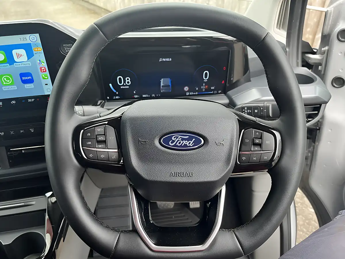 Used 2025 Ford Transit Custom Sport Crew Grey - Interior and Exterior details 17