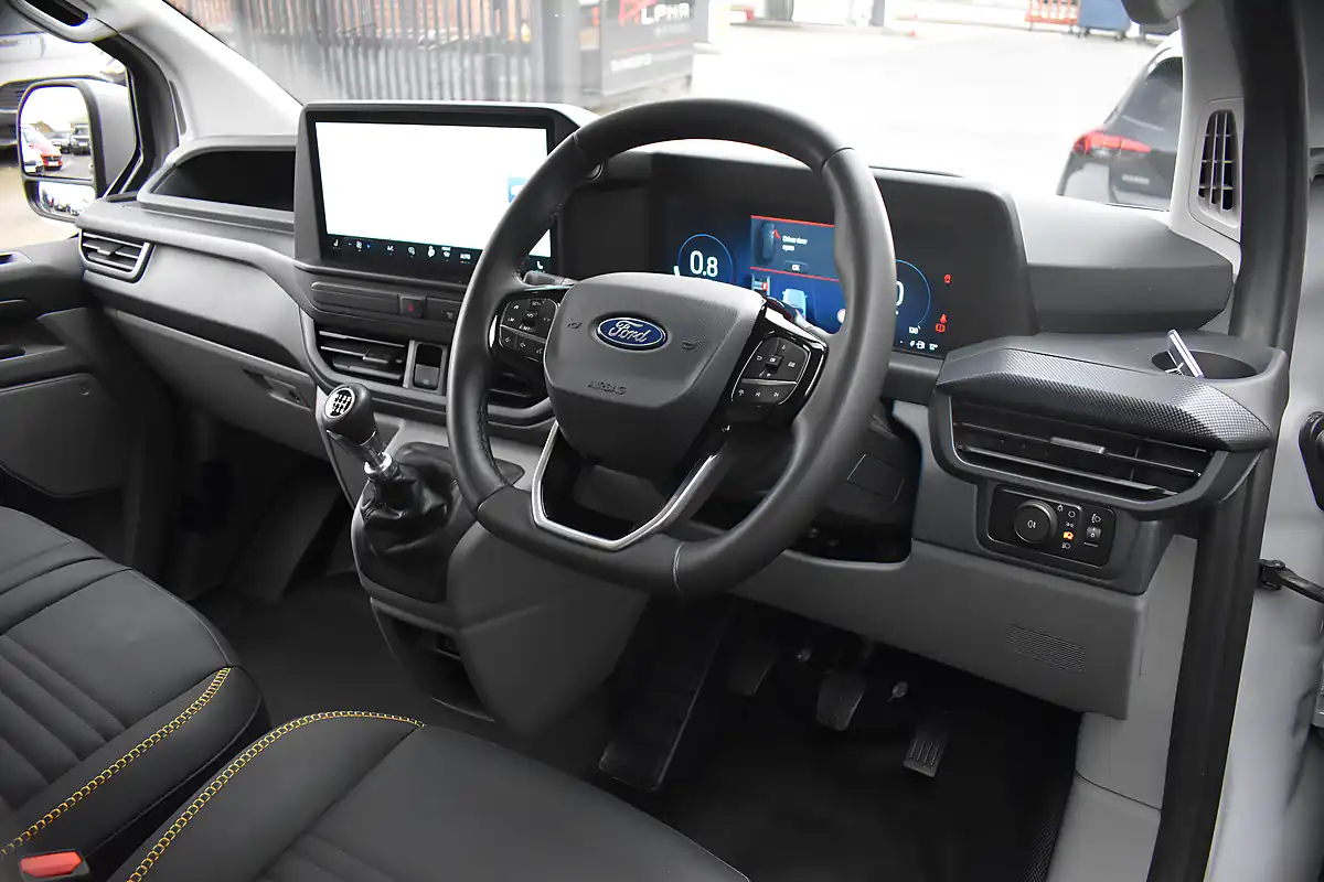 Used 2025 Ford Transit Custom Trail Grey Matter - Interior and Exterior details 7