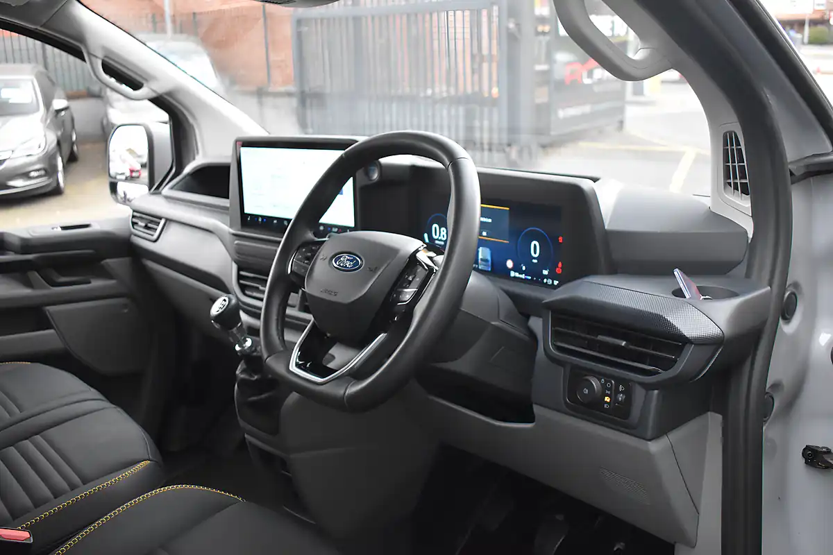 Used 2025 Ford Transit Custom Trail Grey Matter - Interior and Exterior details 8