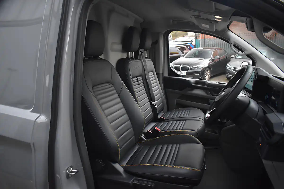 Used 2025 Ford Transit Custom Trail Grey Matter - Interior and Exterior details 9