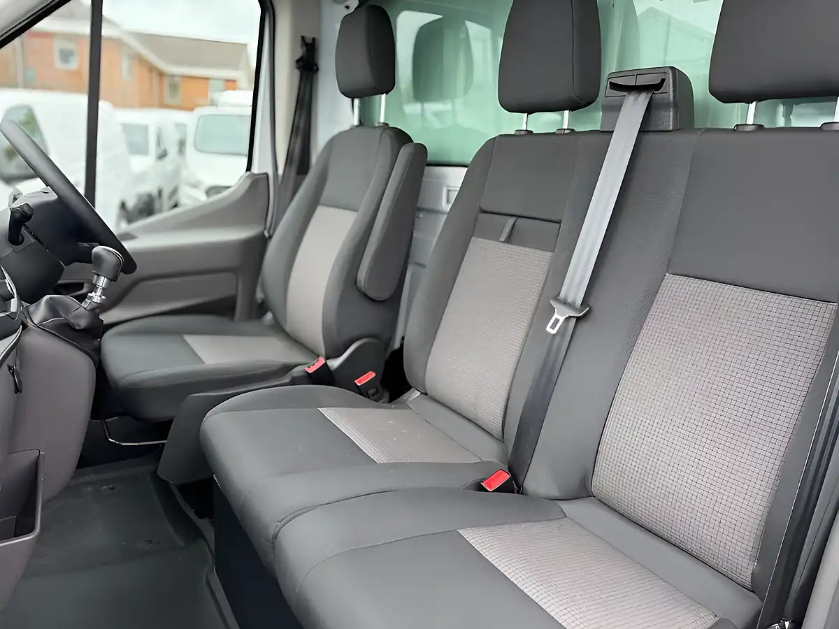 Used 2025 Ford Transit Leader Chassis Cab White - Interior and Exterior details 8