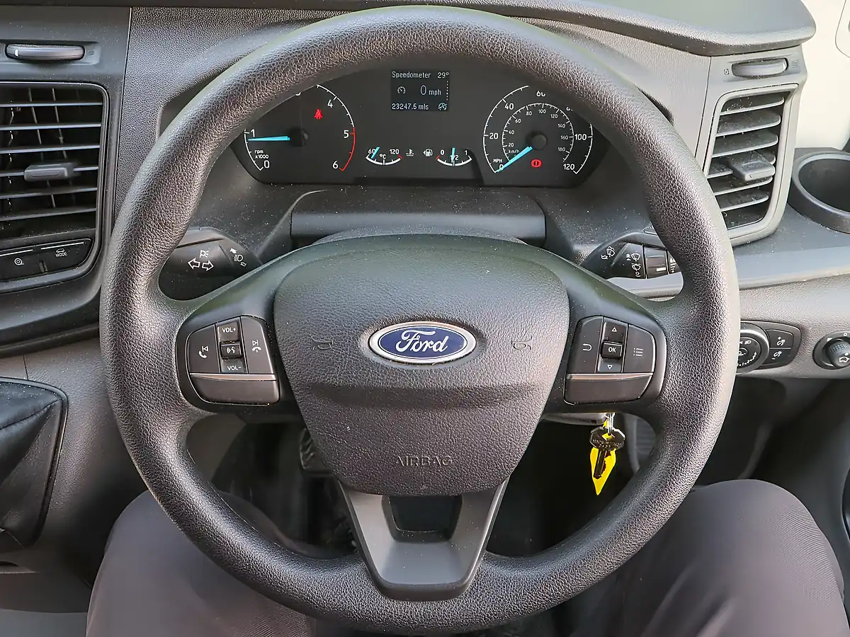 Used 2025 Ford Transit Leader Frozen White - Interior and Exterior details 7