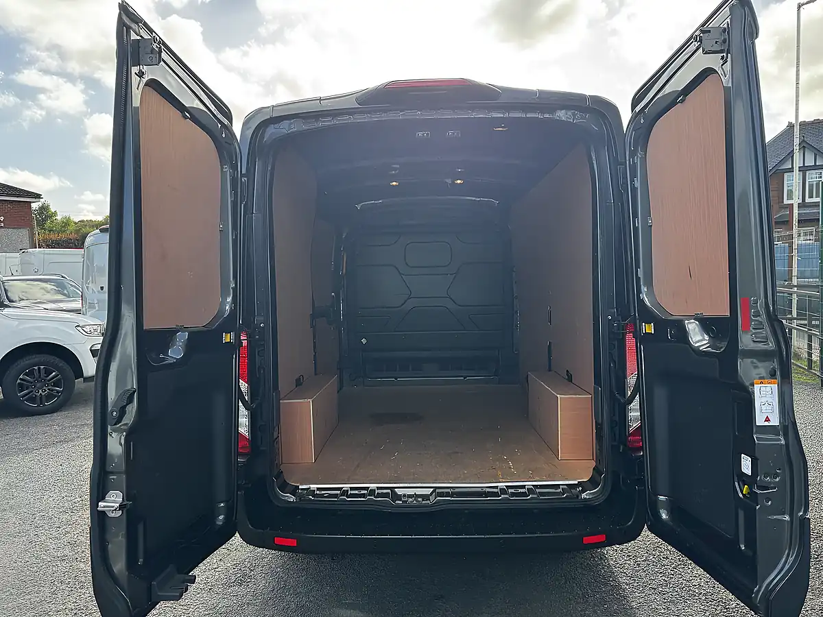 Used 2025 Ford Transit Trend Magnetic (metallic Colour) - Interior and Exterior details 10
