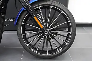 Used 2025 Harley Davidson Breakout Blue - Interior and Exterior details 11