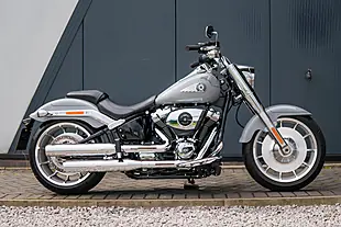 Used 2025 Harley-Davidson Fat Boy Billiard Grey - Interior and Exterior details 4