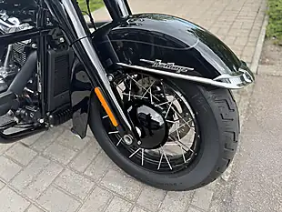 Used 2025 Harley-Davidson Heritage Classic Black - Interior and Exterior details 14