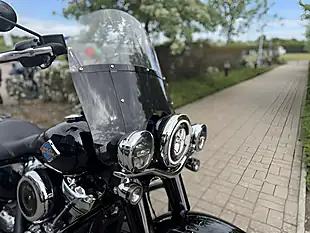 Used 2025 Harley-Davidson Heritage Classic Black - Interior and Exterior details 15