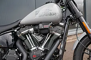 Used 2025 Harley-Davidson Low Rider S Billiard Grey - Interior and Exterior details 9