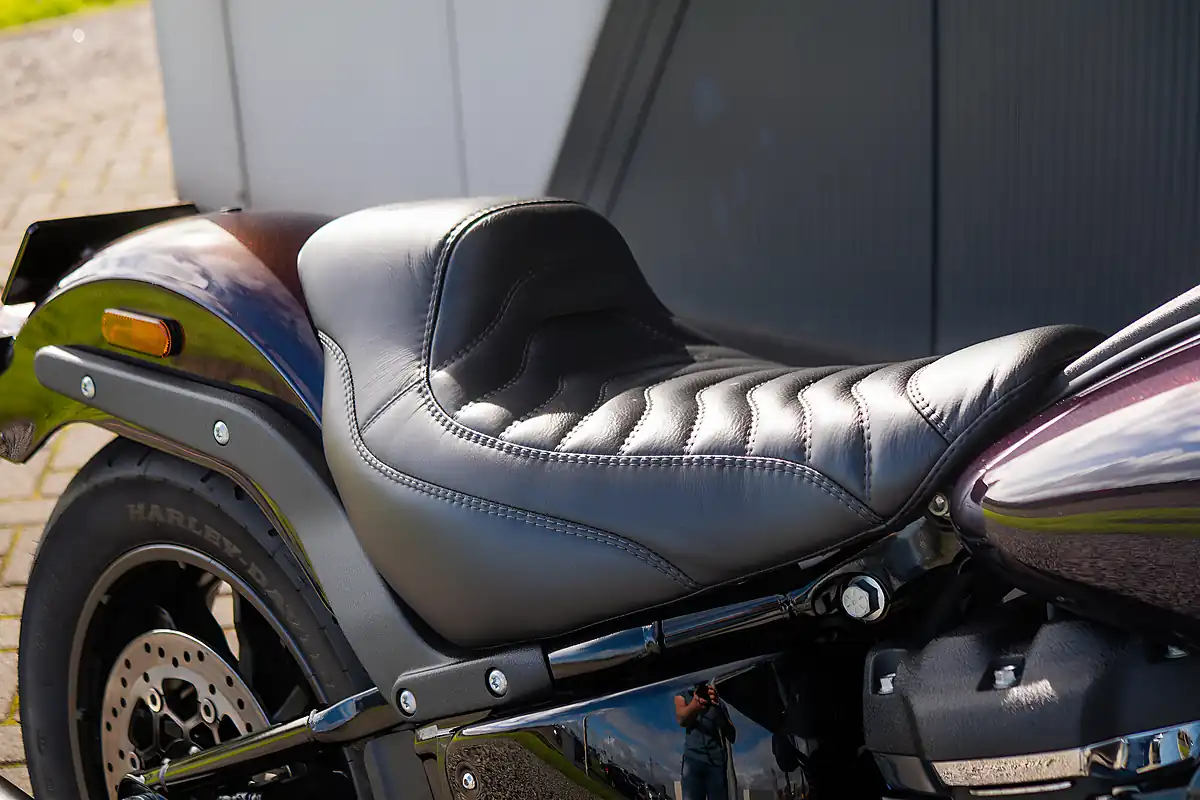 Used 2025 Harley-Davidson Low Rider S Mystic Shift Mystic Shift Black - Interior and Exterior details 12