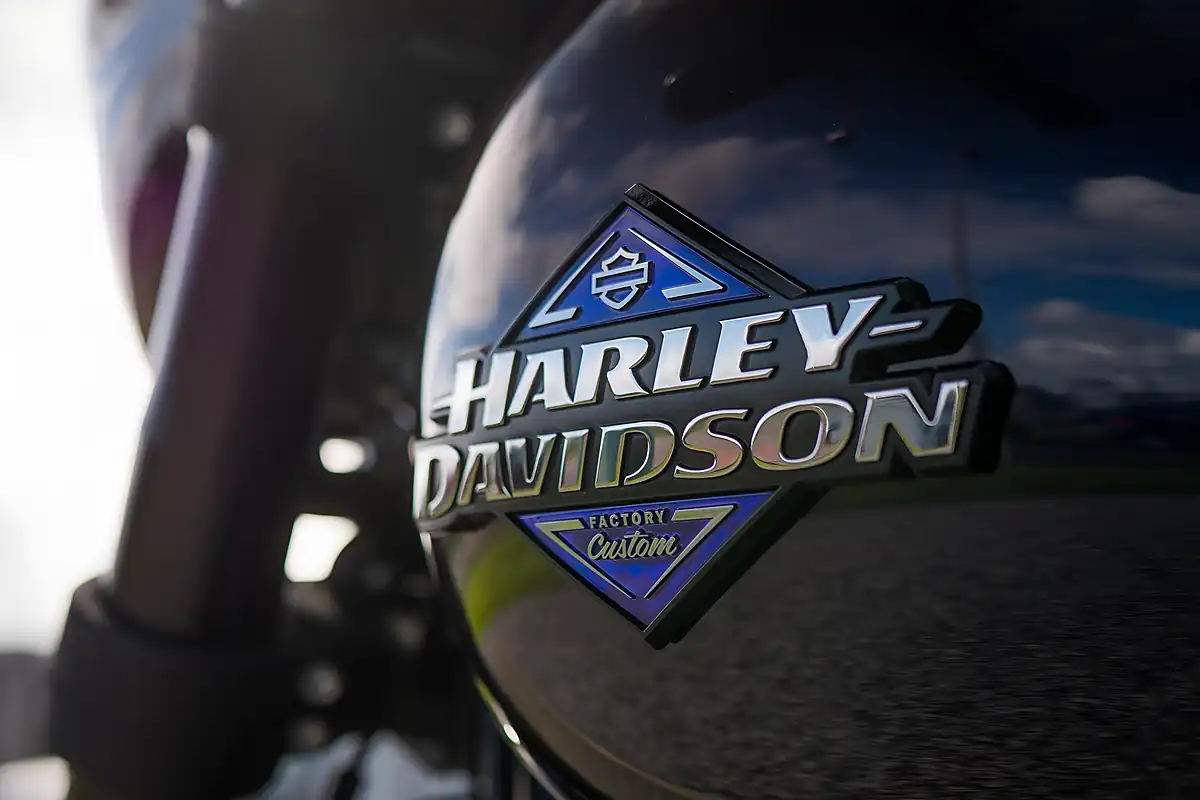 Used 2025 Harley-Davidson Low Rider S Mystic Shift Mystic Shift Black - Interior and Exterior details 17