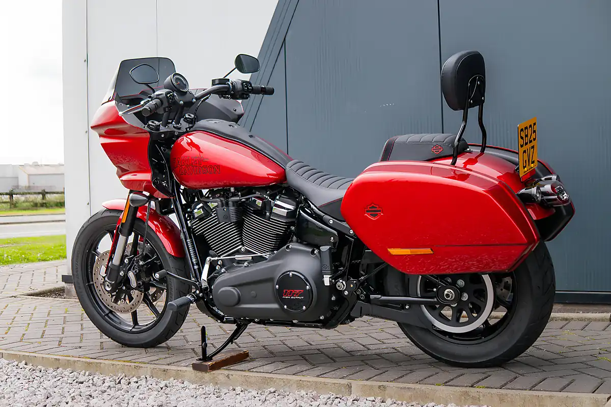 Used 2025 Harley-Davidson Low Rider ST Brilliant Red - Interior and Exterior details 14