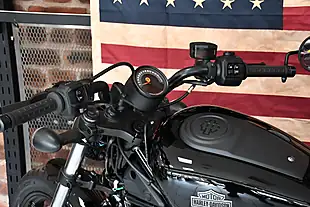 Used 2025 Harley-Davidson Nightster 975 Black - Interior and Exterior details 8
