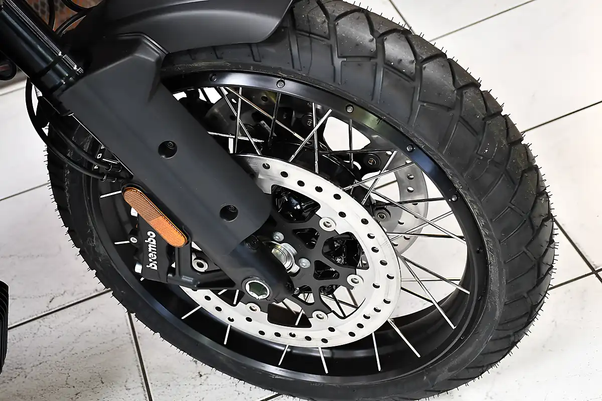 Used 2025 Harley-Davidson Pan America 1250 Special Blue Burst - Interior and Exterior details 15