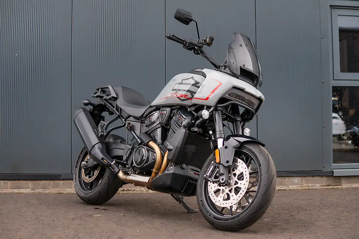 Used 2025 Harley-Davidson Pan America 1250 ST Billiard Grey - Interior and Exterior details 3