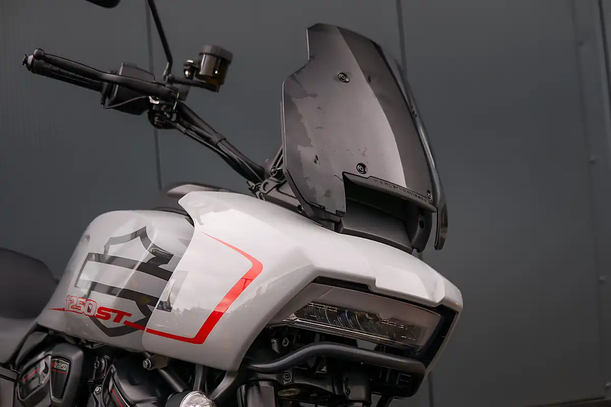 Used 2025 Harley-Davidson Pan America 1250 ST Billiard Grey - Interior and Exterior details 7