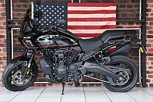 Used 2025 Harley-Davidson Pan America ST Vivid Black - Interior and Exterior details 7
