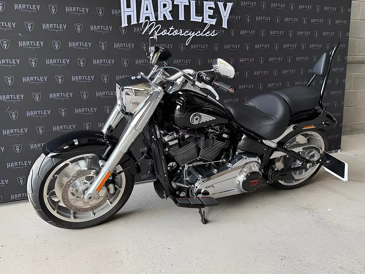 Used 2025 Harley-Davidson Softail Fat Boy Flstf Black - Interior and Exterior details 4