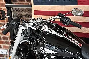 Used 2025 Harley-Davidson Softail Flstf Fat Boy Black - Interior and Exterior details 10