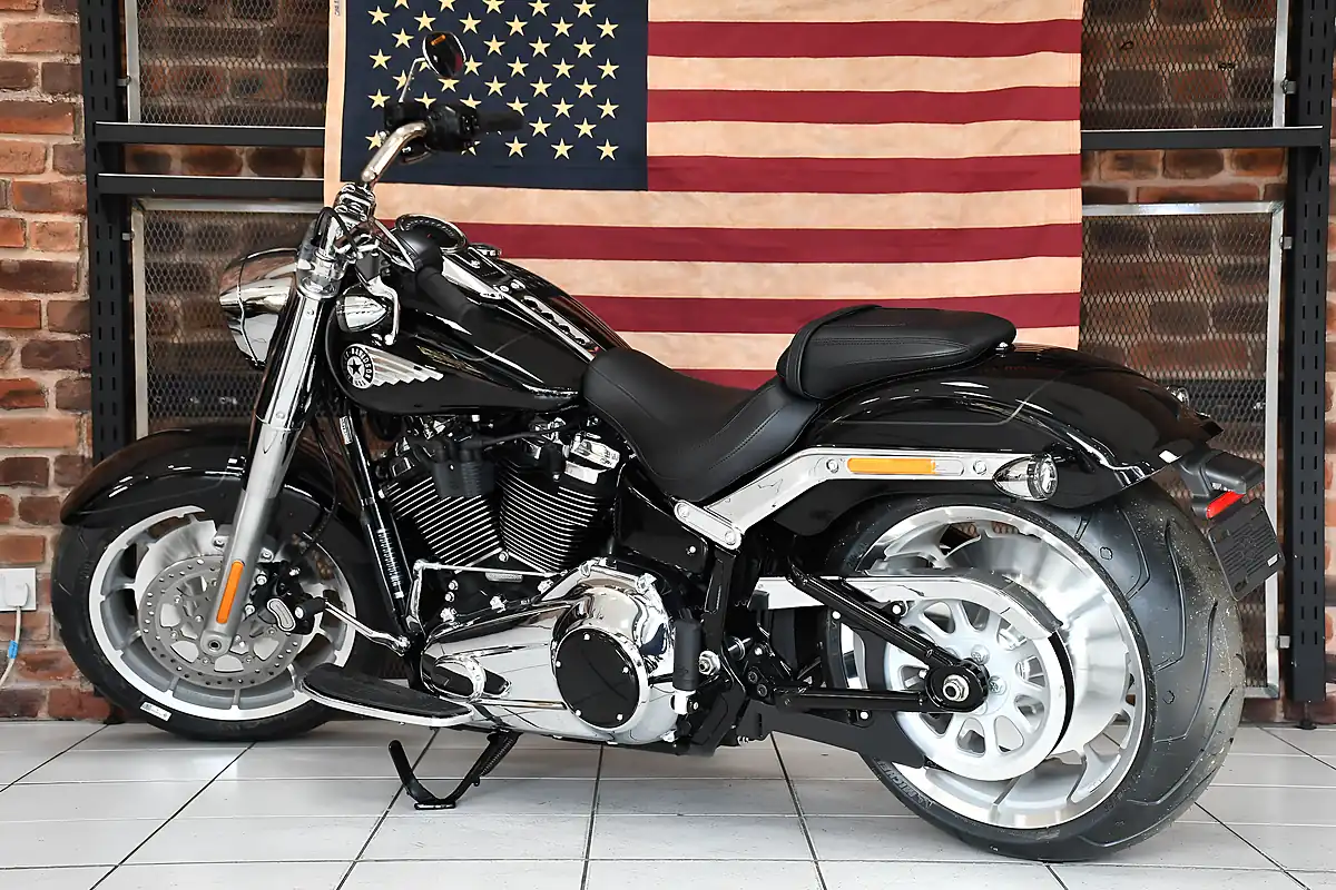 Used 2025 Harley-Davidson Softail Flstf Fat Boy Black - Interior and Exterior details 13