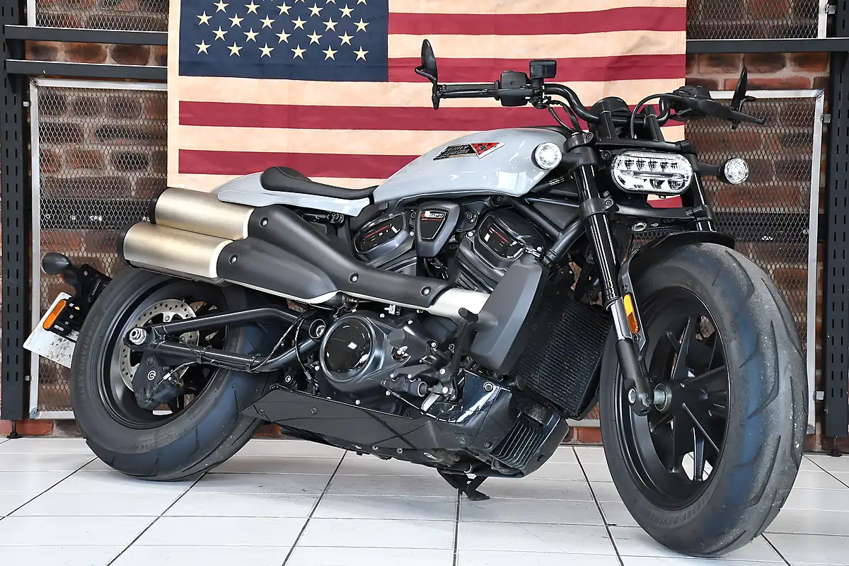 Used 2025 Harley-Davidson Sportster S Billiard Grey - Front View