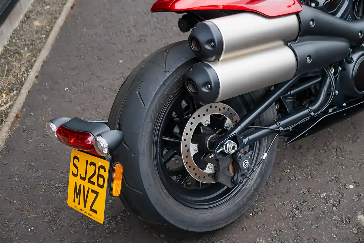 Used 2025 Harley-Davidson Sportster S Brilliant Red - Interior and Exterior details 13