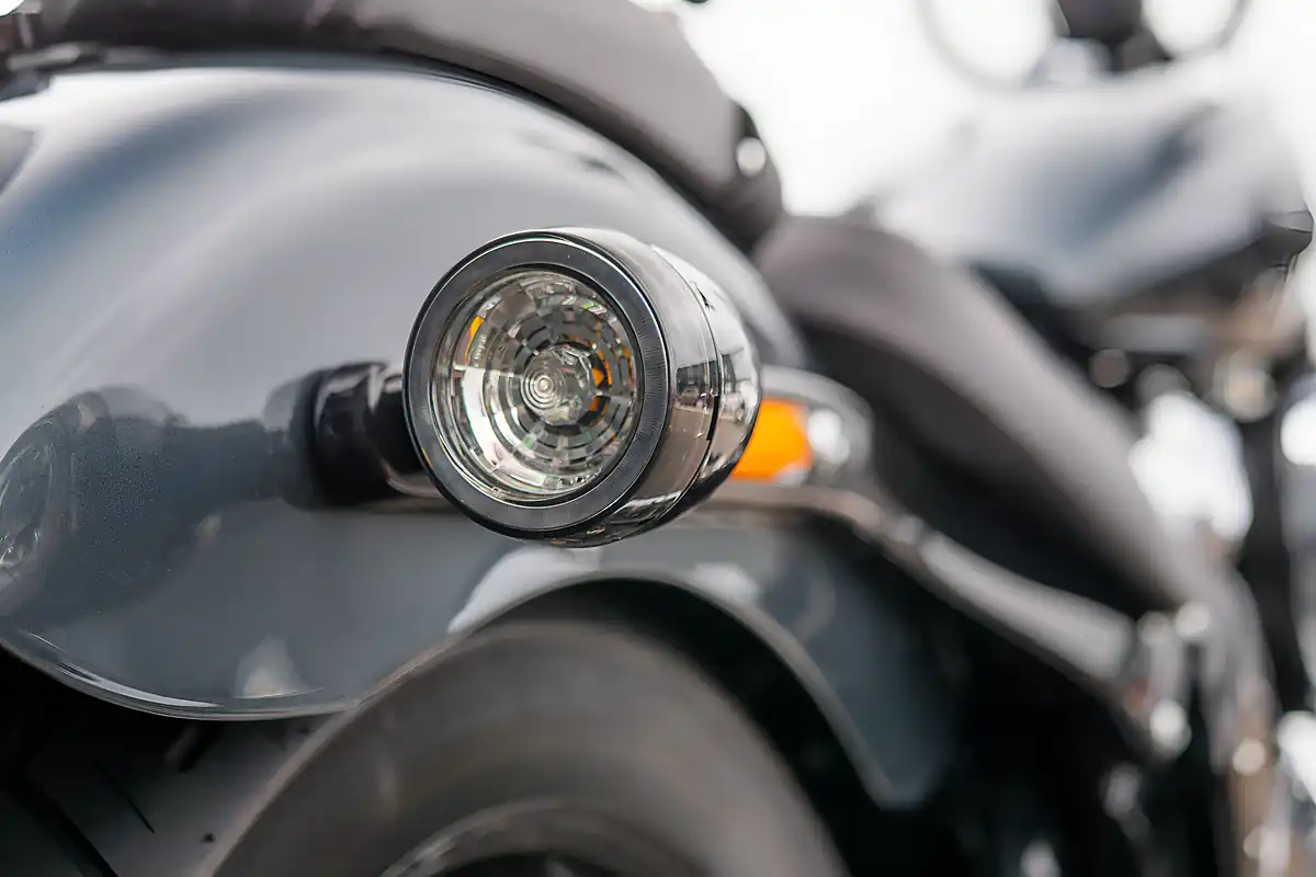 Used 2025 Harley-Davidson Street Bob Iron Horse Metallic - Interior and Exterior details 17