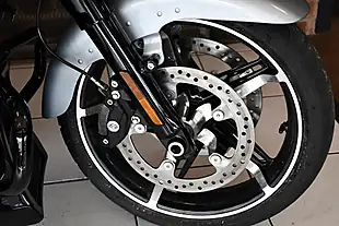 Used 2025 Harley-Davidson Touring Flhx Street Glide Atlast Silver Metallic - Interior and Exterior details 19