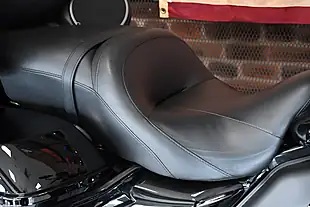 Used 2025 Harley-Davidson Touring Fltrk Road Glide Limited Vivid Black - Interior and Exterior details 16