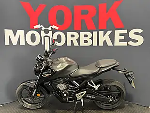Used 2025 Honda CB125R - Interior and Exterior details 2