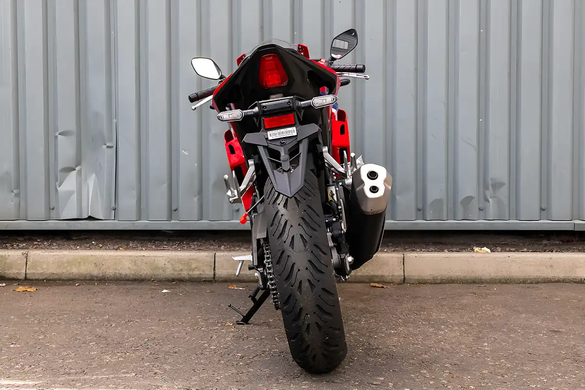 Used 2025 Honda CBR500R Grand Prix Red - Interior and Exterior details 7