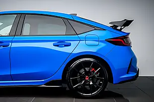 Used 2025 Honda Civic Type R Racing Blue Pearl - Interior and Exterior details 13