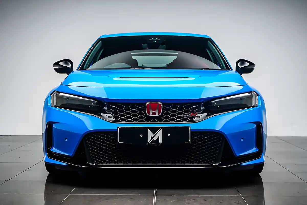 Used 2025 Honda Civic Type R Racing Blue Pearl - Interior and Exterior details 2