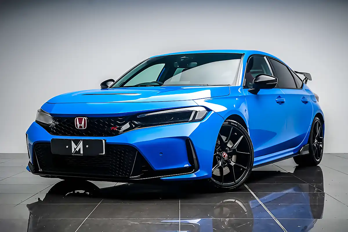 Used 2025 Honda Civic Type R Racing Blue Pearl - Interior and Exterior details 5