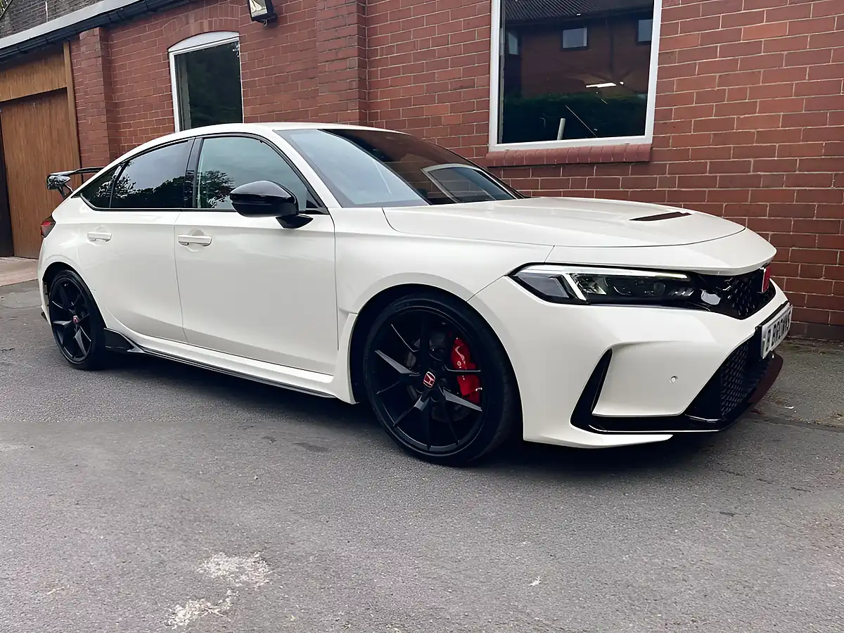 Used 2025 Honda Civic Type R White - Front View