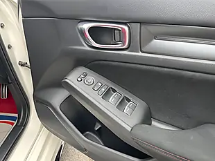 Used 2025 Honda Civic Type R White - Interior and Exterior details 16