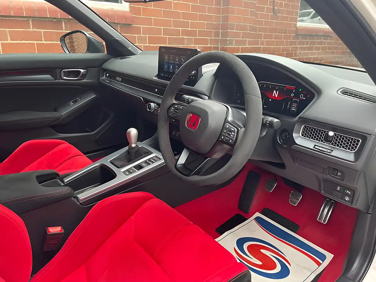 Used 2025 Honda Civic Type R White - Interior and Exterior details 4